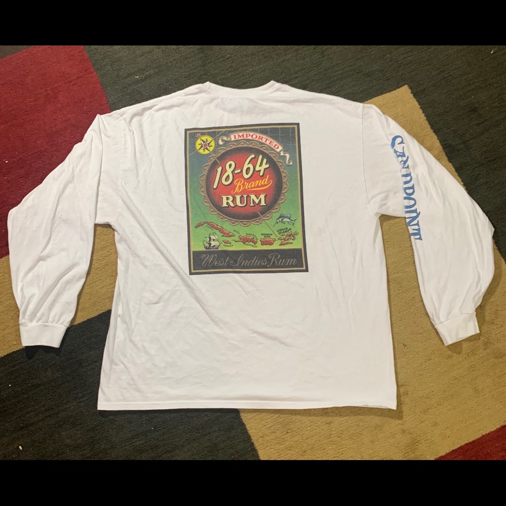 GRAPHIC TEE SHIRT